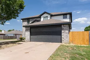 512 Waterford St, Farmersville, TX 75442 - Photo 2