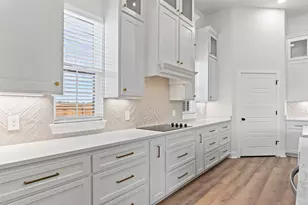 1901 Angelus St, Waco, TX 76712 - Photo 14