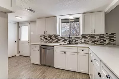 1287 Whispering Trail, Dallas, TX 75241 - Photo 12