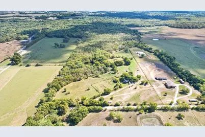 648 Cr 4618, Wolfe City, TX 75496 - Photo 18