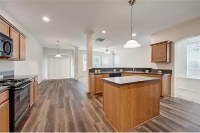 1415 Ravenwood Drive, Mansfield, TX 76063 - Photo 16