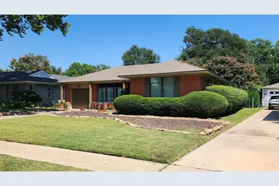 9130 Leaside Drive, Dallas, TX 75238 - Photo 1