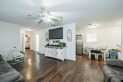 909 E 9th Street, Kemp, TX 75143 - Photo 6