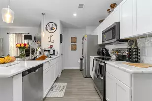 845 Sugartree Dr, Cleburne, TX 76031 - Photo 2