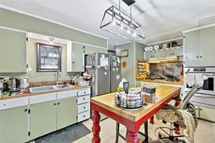 2711 N Locust St, Denton, TX 76209 - Photo 6