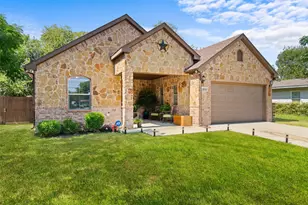 4516 Wiman Dr, Fort Worth, TX 76119 - Photo 2