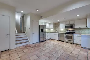 3332 Hawthorne Ave, Dallas, TX 75219 - Photo 2