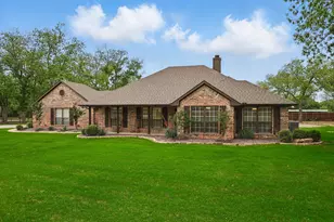 5657 Harmony Ranch Rd, Aubrey, TX 76227 - Photo 2