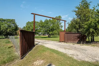 1714 County Road 5035, Leonard, TX 75452 - Photo 10