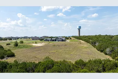 7112 Heathington Court, Granbury, TX 76049 - Photo 6