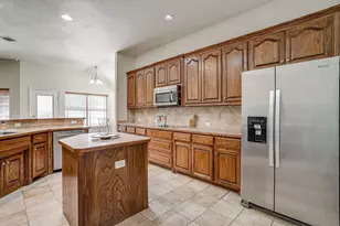 209 Cooperstown Dr, Springtown, TX 76082 - Photo 18