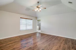 209 Cooperstown Dr, Springtown, TX 76082 - Photo 22