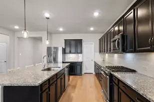 2304 Ravensway Rd, Crandall, TX 75114 - Photo 4