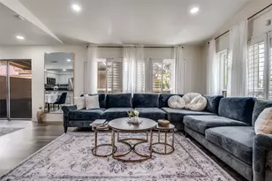 801 Shady Creek Ln, Bedford, TX 76021 - Photo 4