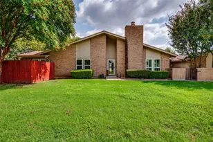 801 Shady Creek Ln, Bedford, TX 76021 - Photo 6