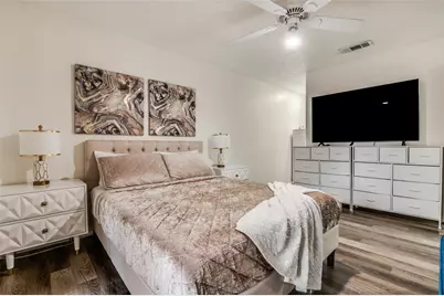 801 Shady Creek Lane, Bedford, TX 76021 - Photo 14