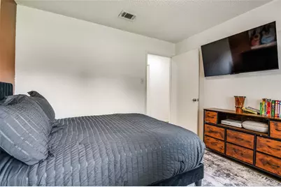 801 Shady Creek Lane, Bedford, TX 76021 - Photo 10