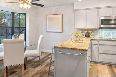 1140 Stoney Creek Drive, Cedar Hill, TX 75104 - Photo 10