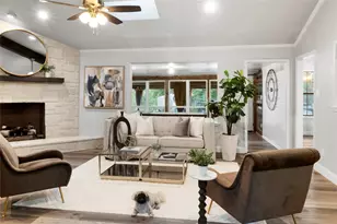 1140 Stoney Creek Dr, Cedar Hill, TX 75104 - Photo 6