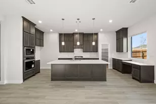 967 Reeves Dr, DeSoto, TX 75115 - Photo 8