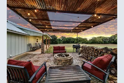 4983 Applegate Road, Bowie, TX 76230 - Photo 4