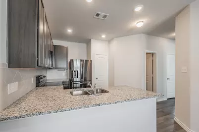 5517 Willamette Drive, Fort Worth, TX 76119 - Photo 10
