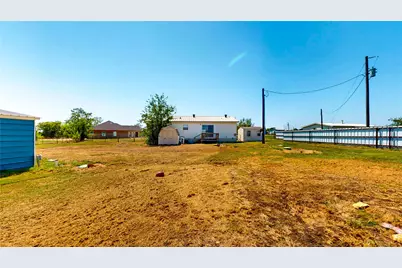 18648 Doubletree Drive, Justin, TX 76247 - Photo 10