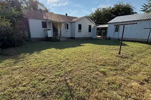 407 N Lane St, Decatur, TX 76234 - Photo 22