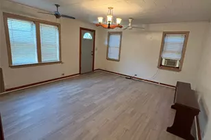 407 N Lane St, Decatur, TX 76234 - Photo 10
