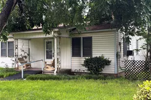 407 N Lane St, Decatur, TX 76234 - Photo 1