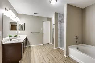 1920 Riverchase Ln, Fort Worth, TX 76247 - Photo 12