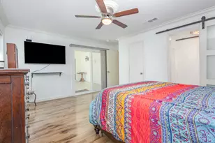 15515 Leavalley Cir, Dallas, TX 75248 - Photo 32