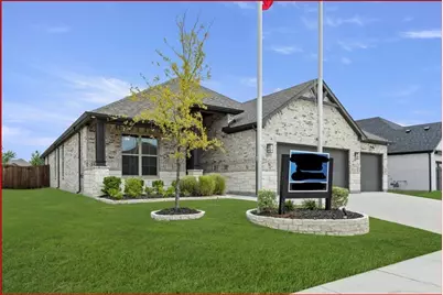 117 Community Drive, Lavon, TX 75166 - Photo 1