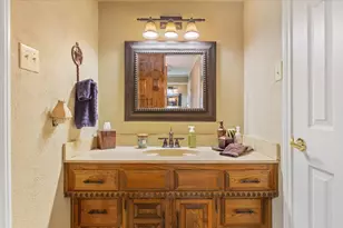 9914 Ramblewood Dr, Woodway, TX 76712 - Photo 22