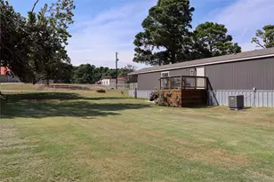 130 Firefly Dr, Springtown, TX 76082 - Photo 24