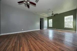 2071 W Point Tap Rd, Palestine, TX 75803 - Photo 6