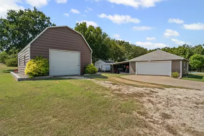 3750 Preakness Court, Cleburne, TX 76033 - Photo 30