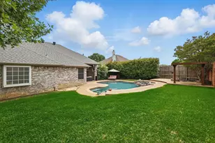 8133 Pecan Ridge Dr, North Richland Hills, TX 76182 - Photo 36