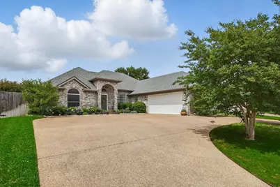 8133 Pecan Ridge Drive, North Richland Hills, TX 76182 - Photo 2