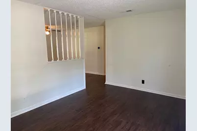 621 Hillside Drive, Sherman, TX 75090 - Photo 2