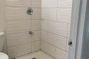 621 Hillside Dr, Sherman, TX 75090 - Photo 6