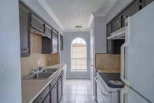 2744 St George Pl, Arlington, TX 76015 - Photo 8