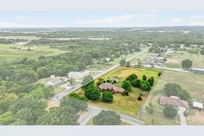 443 Lakewood Road, Denison, TX 75020 - Photo 2