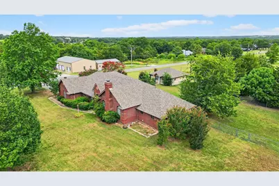 443 Lakewood Road, Denison, TX 75020 - Photo 1