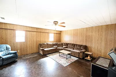 220 Tanglewood Street, Bowie, TX 76230 - Photo 20