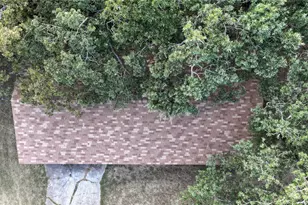 220 Tanglewood St, Bowie, TX 76230 - Photo 4