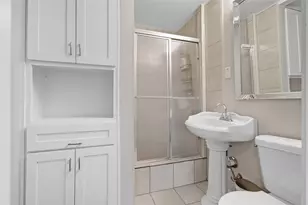 3730 Texas Dr, Dallas, TX 75211 - Photo 24