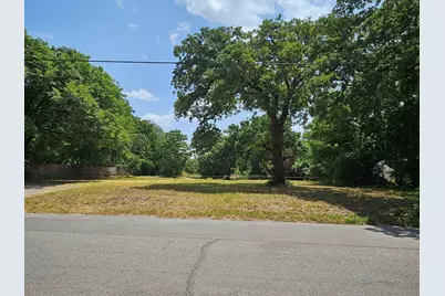 1620 Oak Knoll Drive, Haltom City, TX 76117 - Photo 6