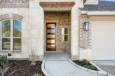 324 Bowrider Lane, Granbury, TX 76049 - Photo 4