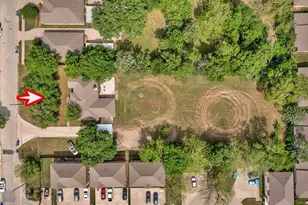 2618 S 2nd St, Waco, TX 76706 - Photo 32